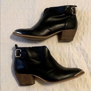 Leather Aldo Navy Booties size 36